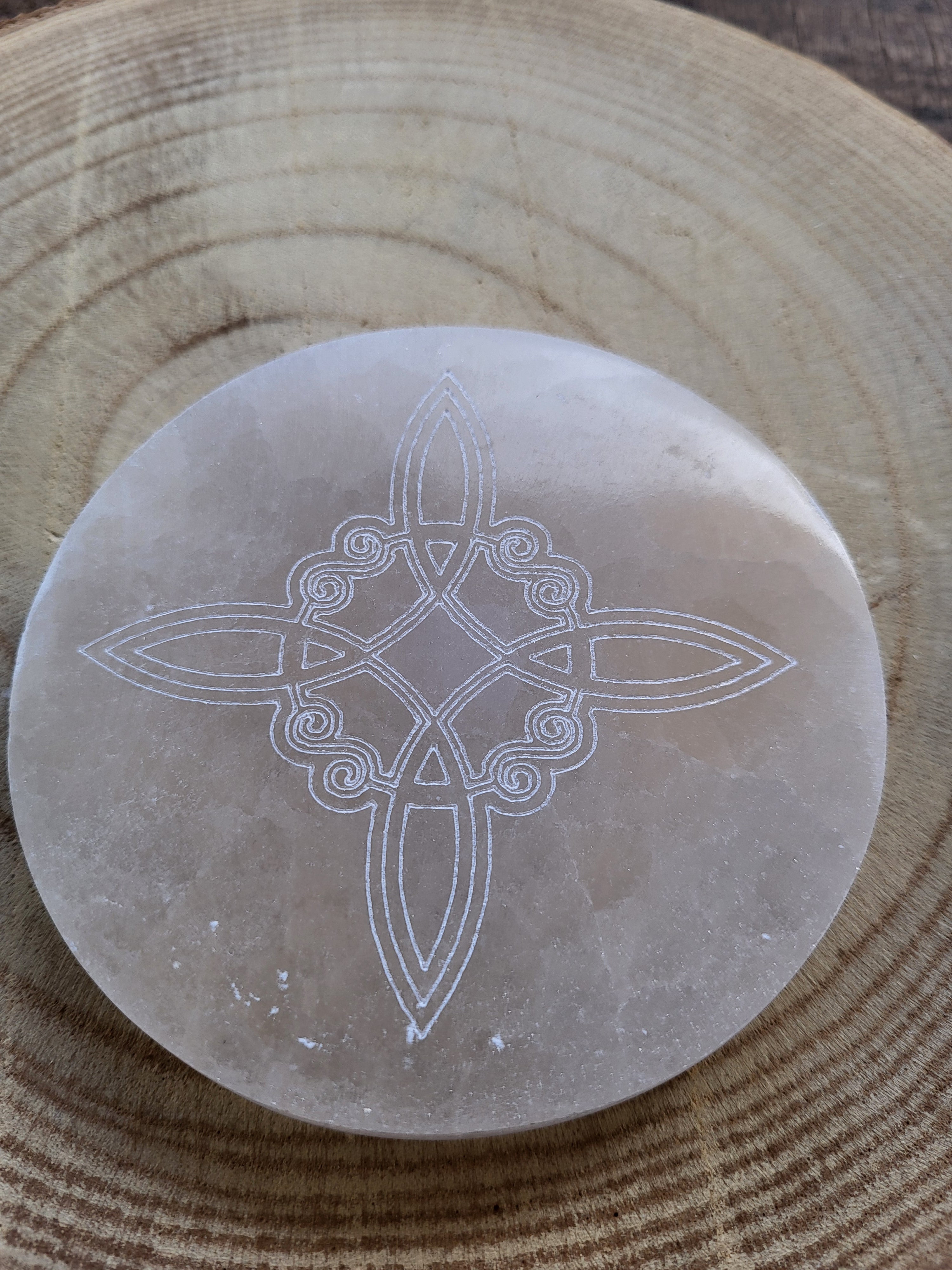 Placa de Selenita Redonda Nudo de Bruja