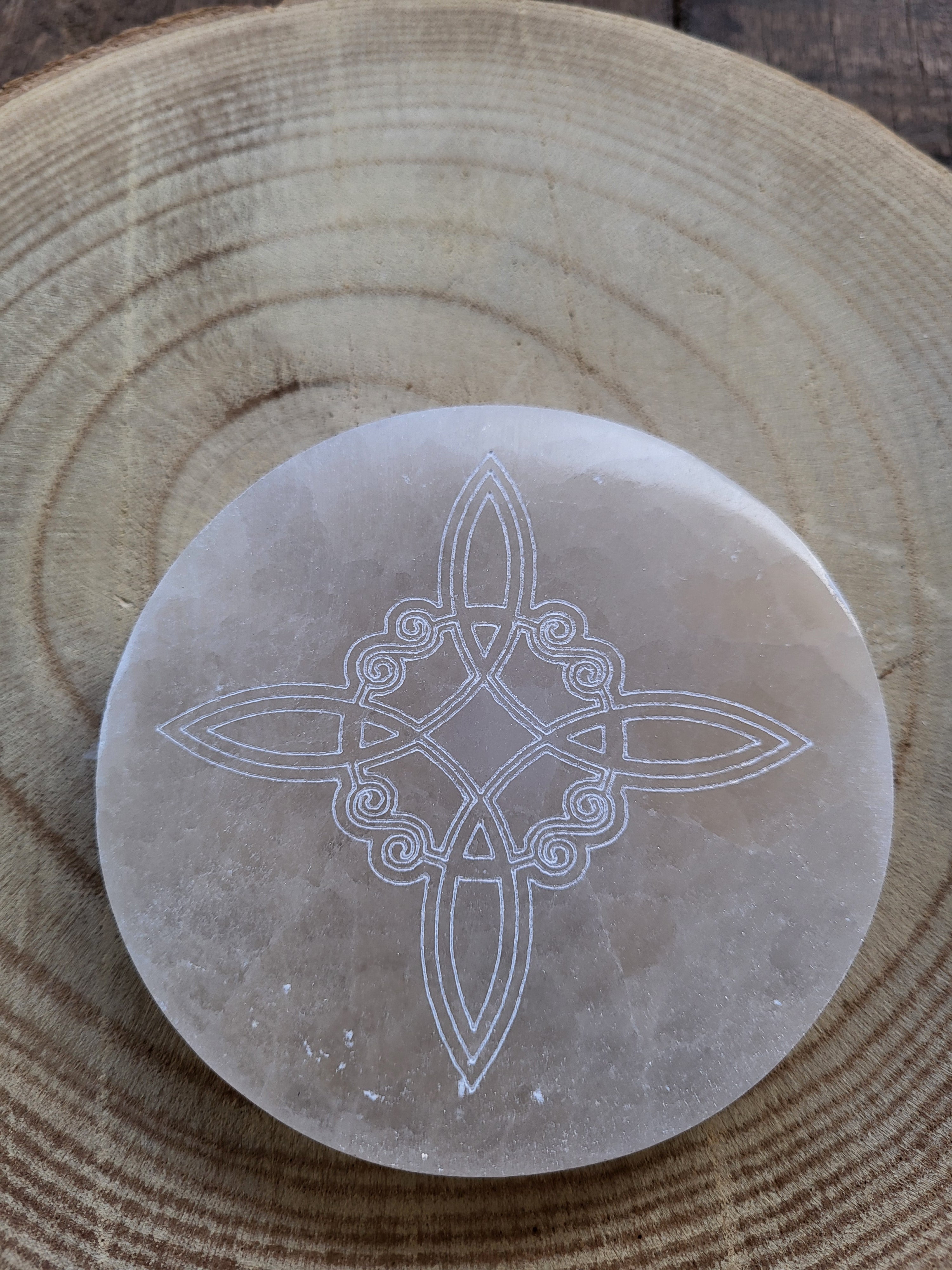 Placa de Selenita Redonda Nudo de Bruja