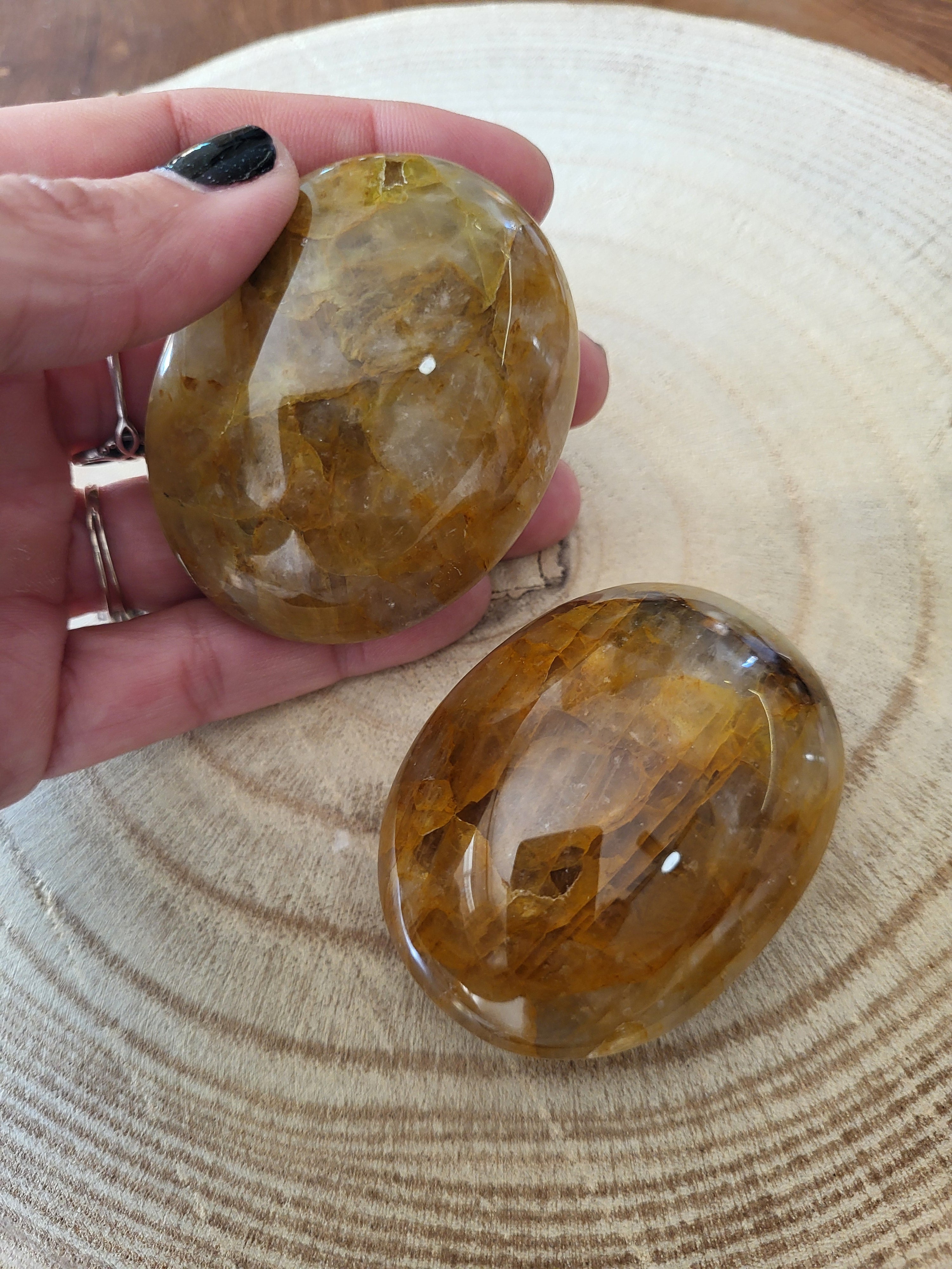 Rodado de Cuarzo Dorado