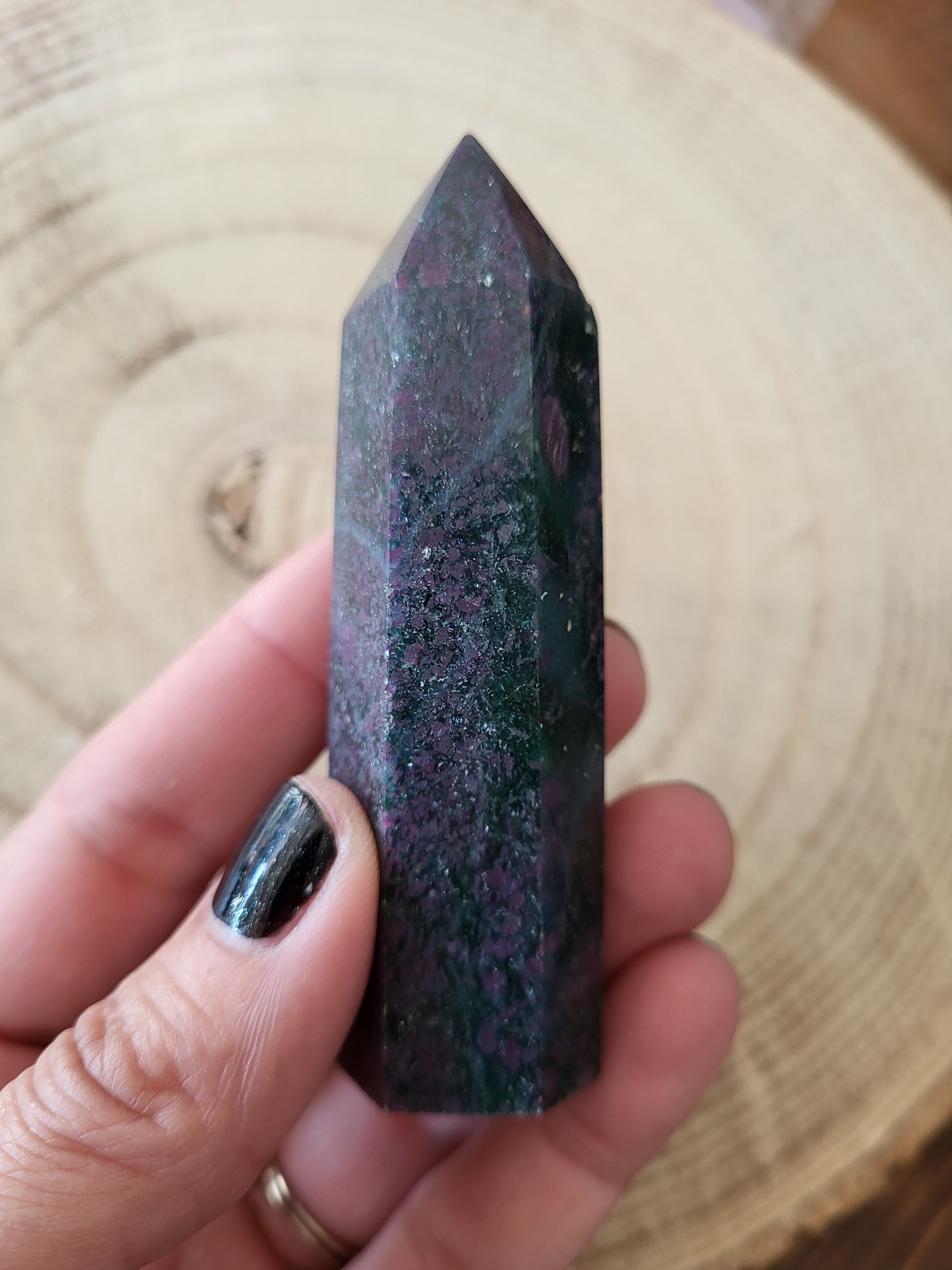 Punta de Rubí con Zoisita