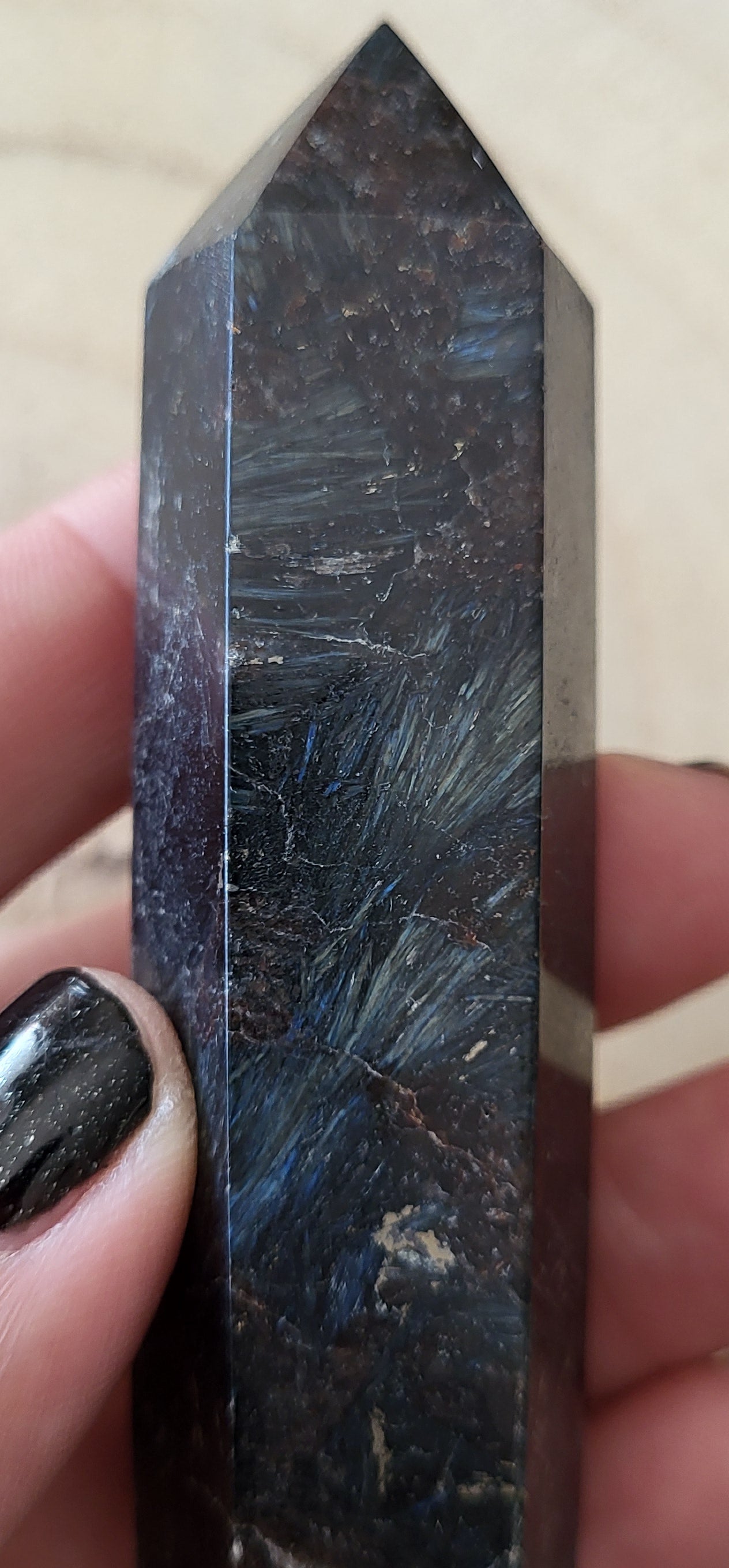 Punta de Astrofilita Natural