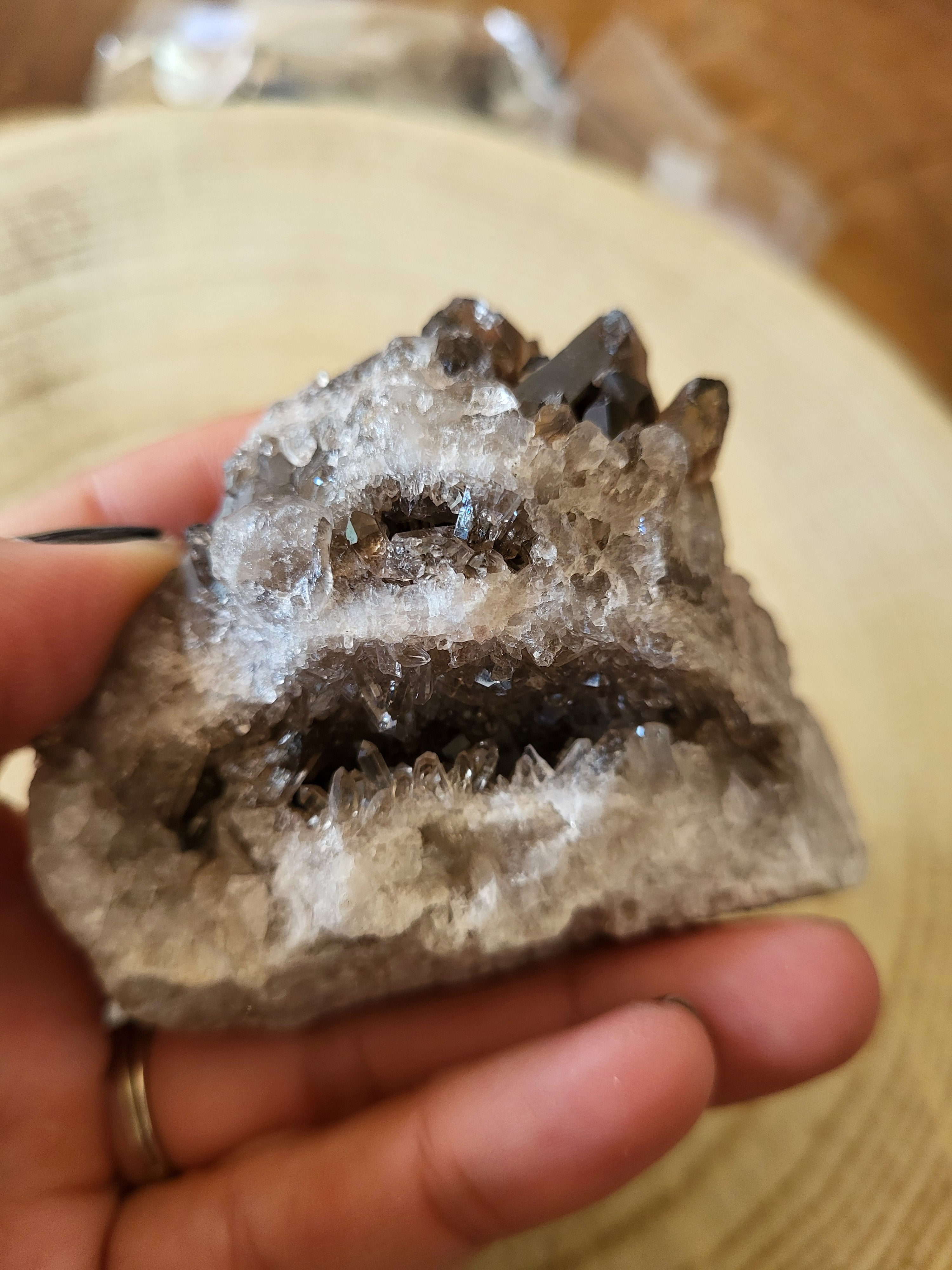 Drusa de Cuarzo Ahumado