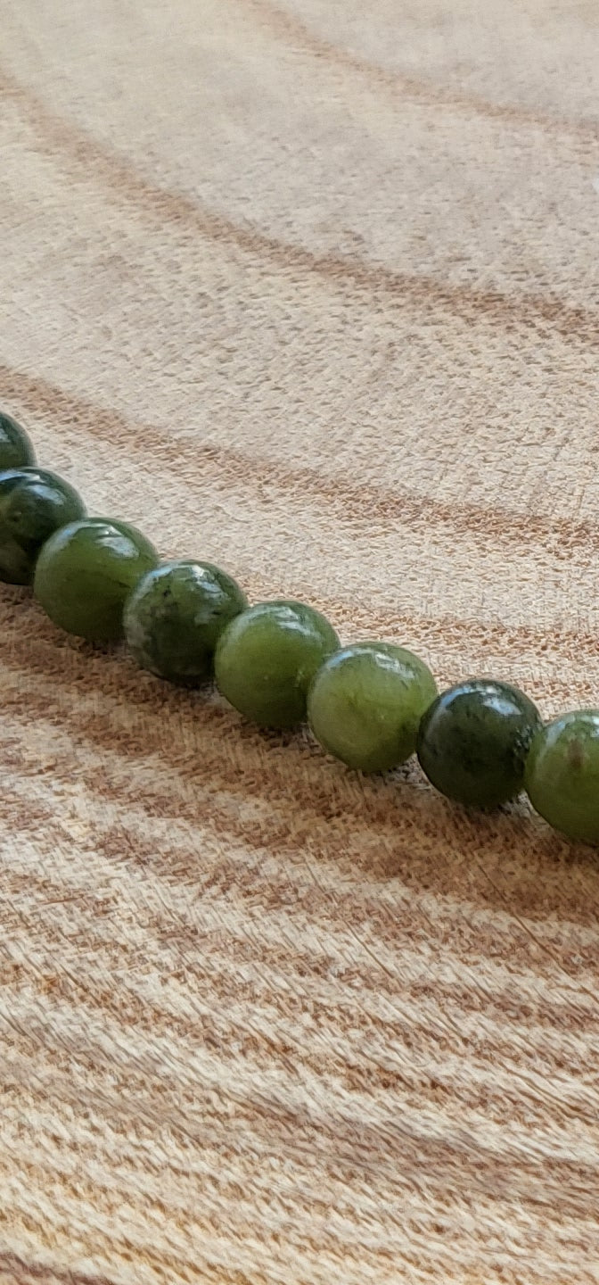 Gargantilla de Jade Real