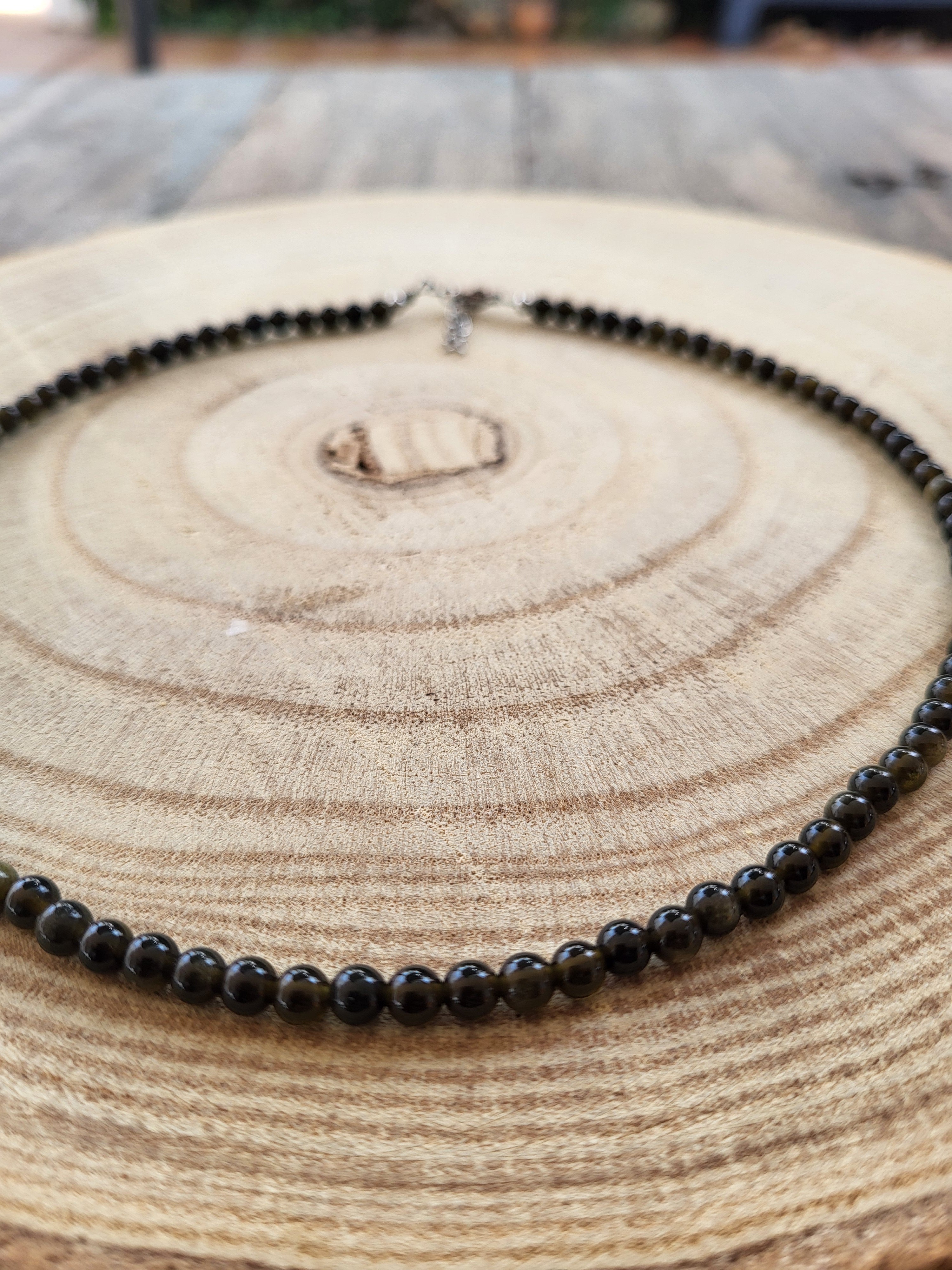 Gargantilla de Obsidiana Dorada