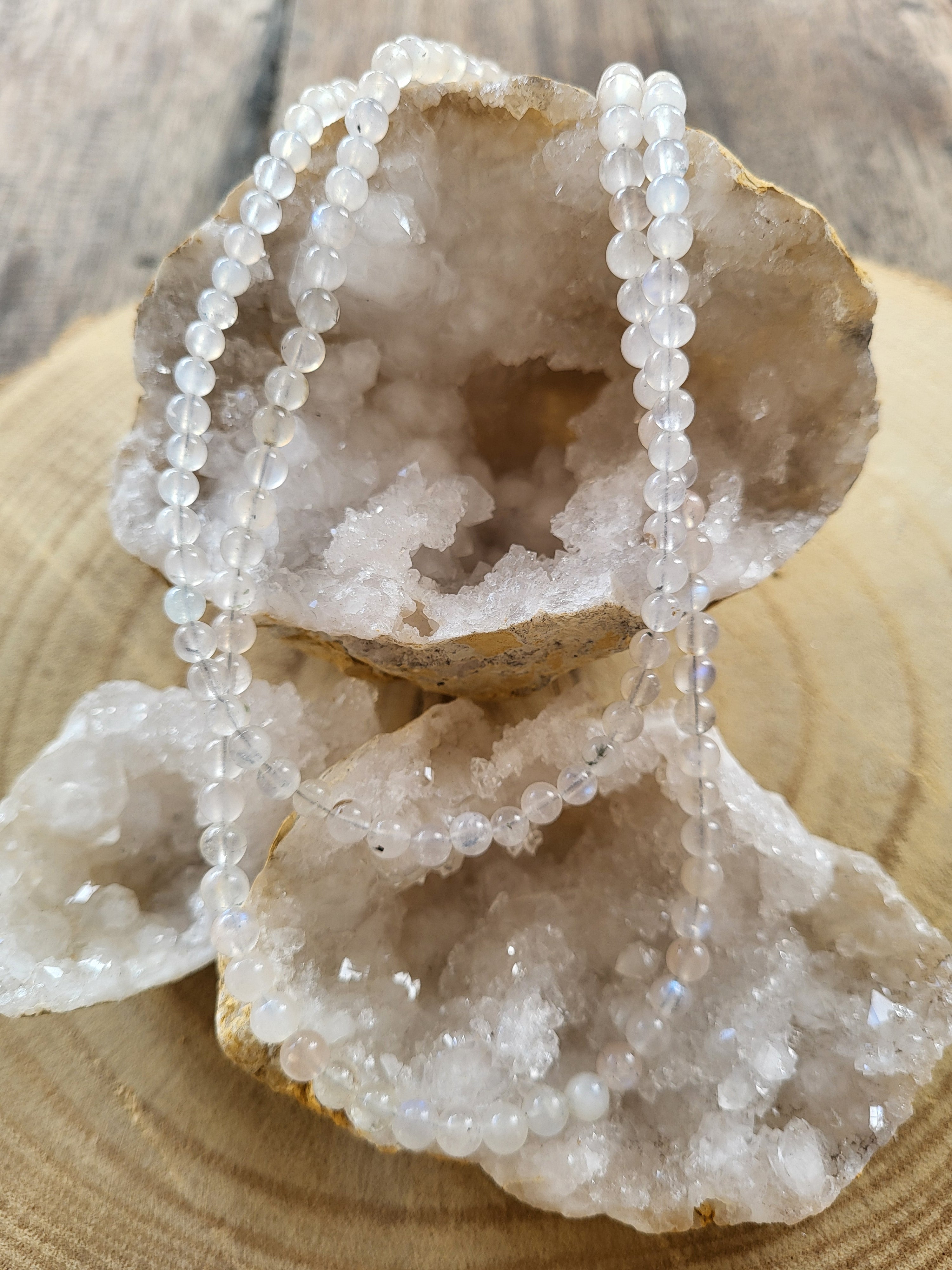 Gargantilla de Piedra Luna – Intuición, Sensibilidad y Equilibrio Interior