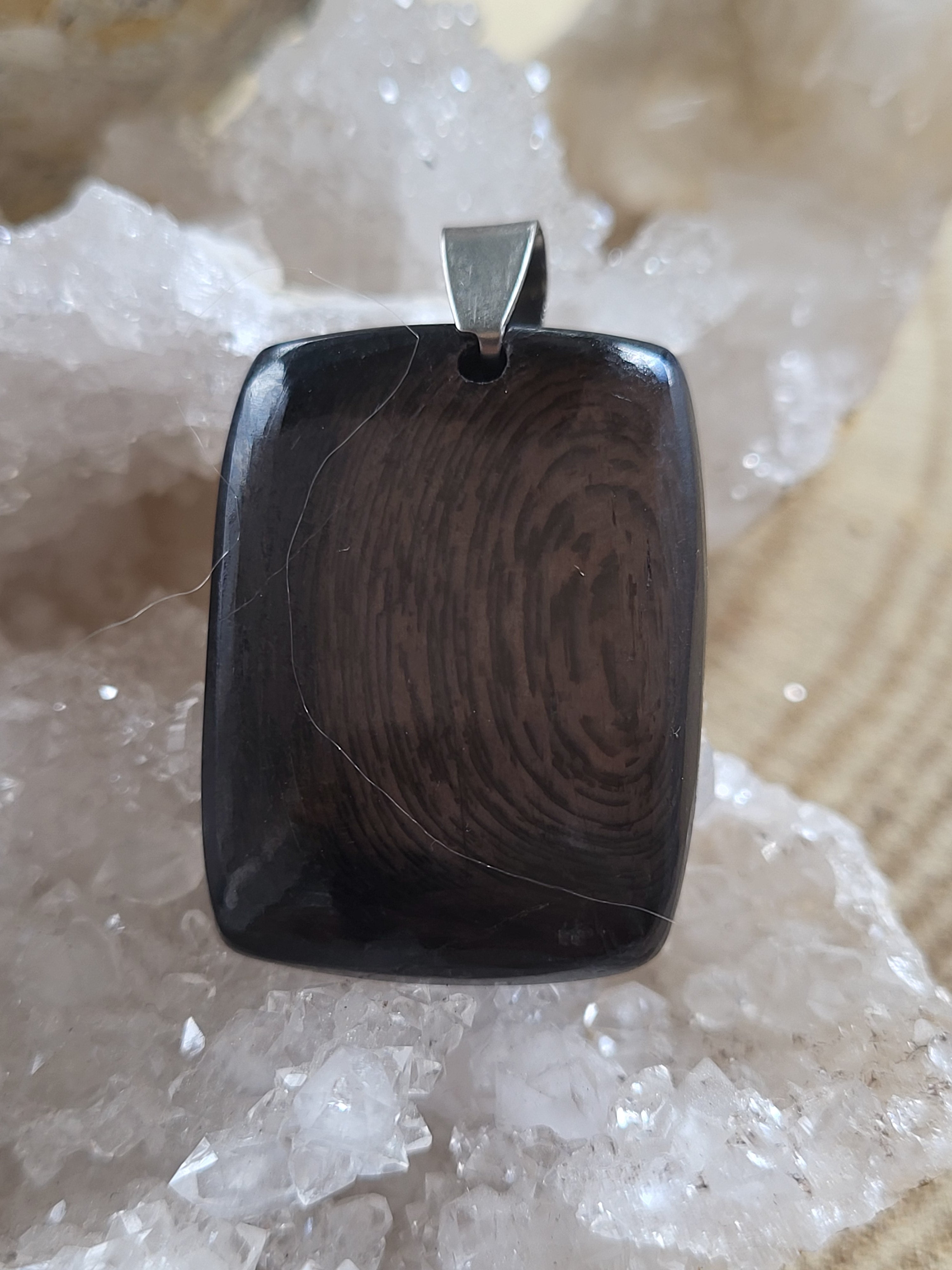 Colgante de Hiperestenia – Equilibrio, Intuición y Calma Interior