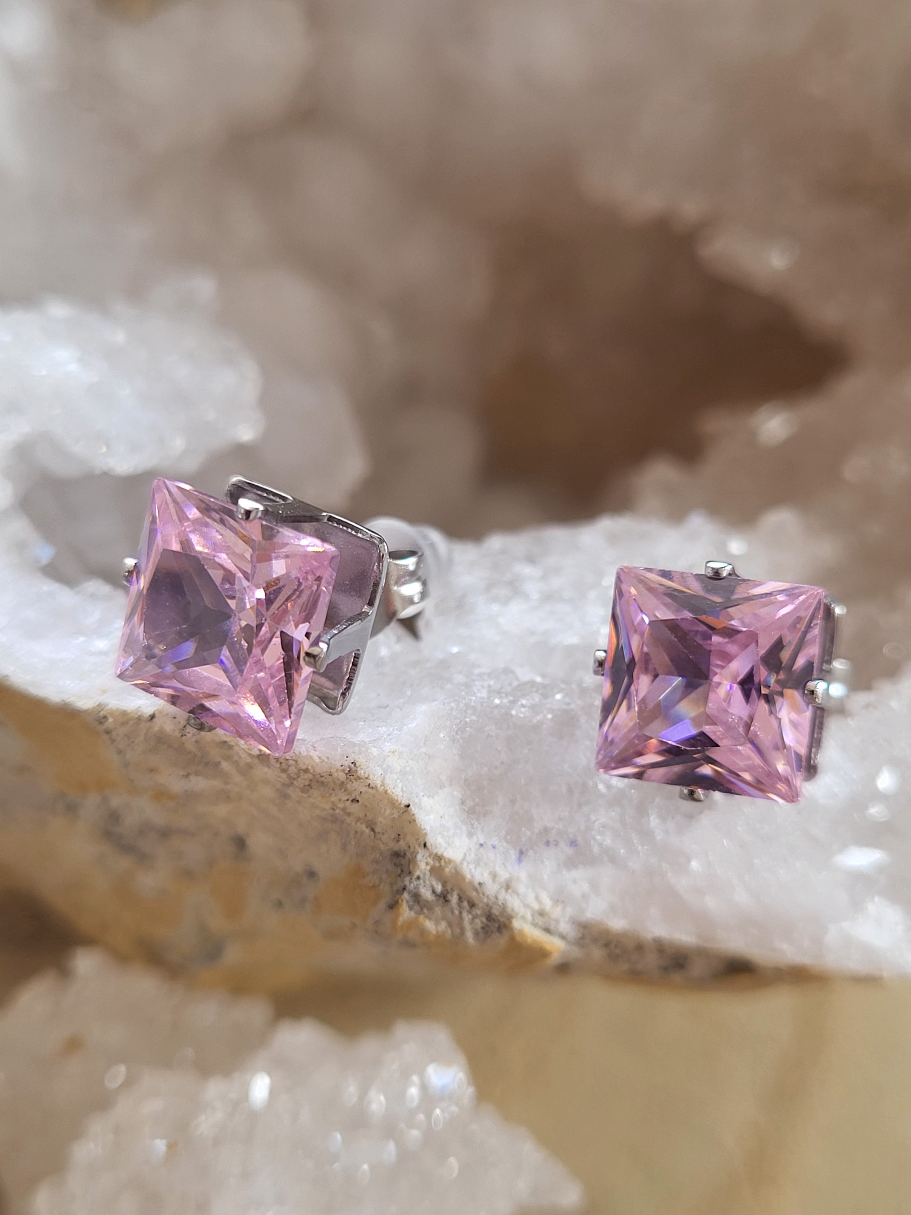 Pendientes de Kunzita