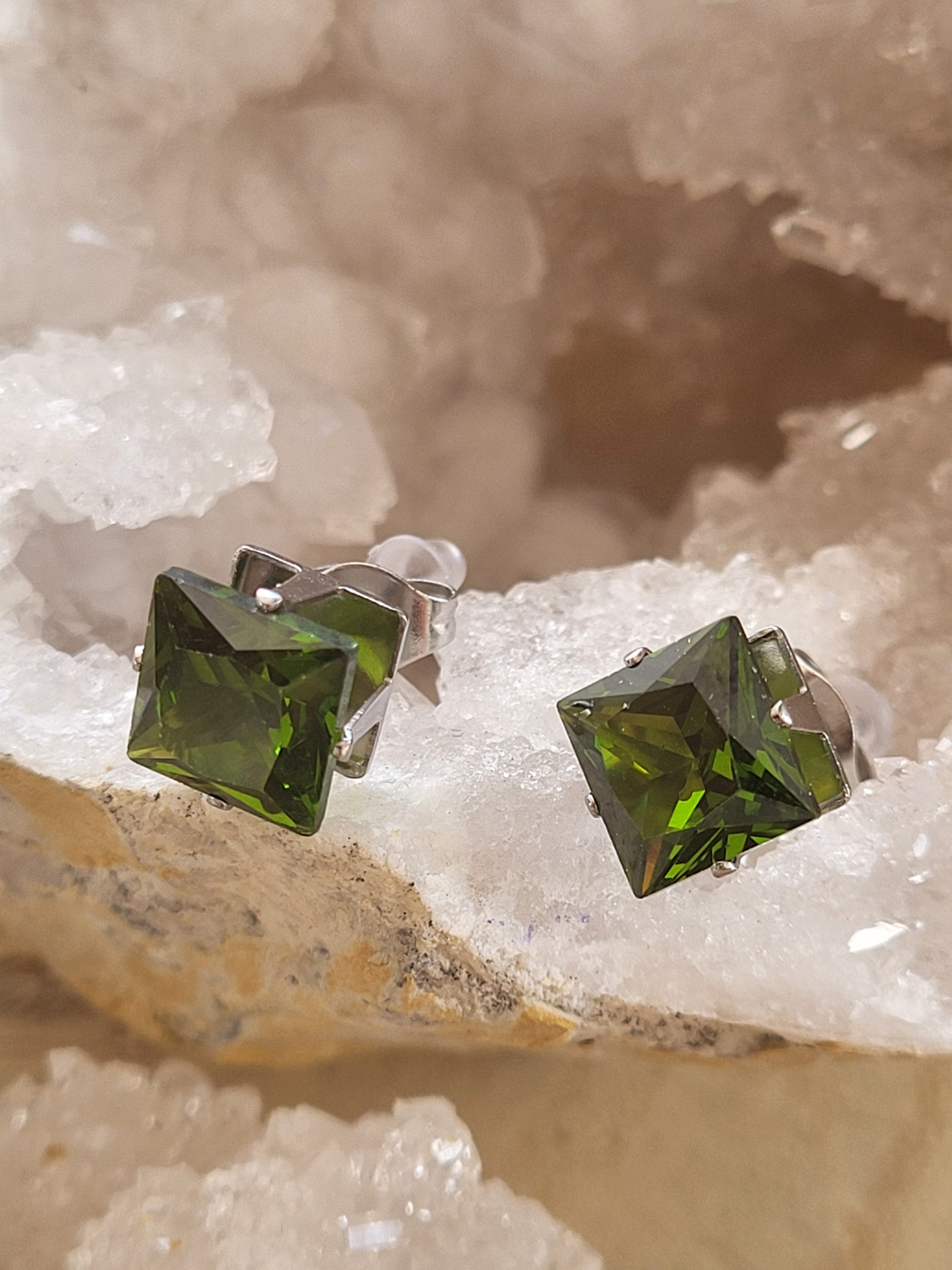 Pendientes de Peridoto