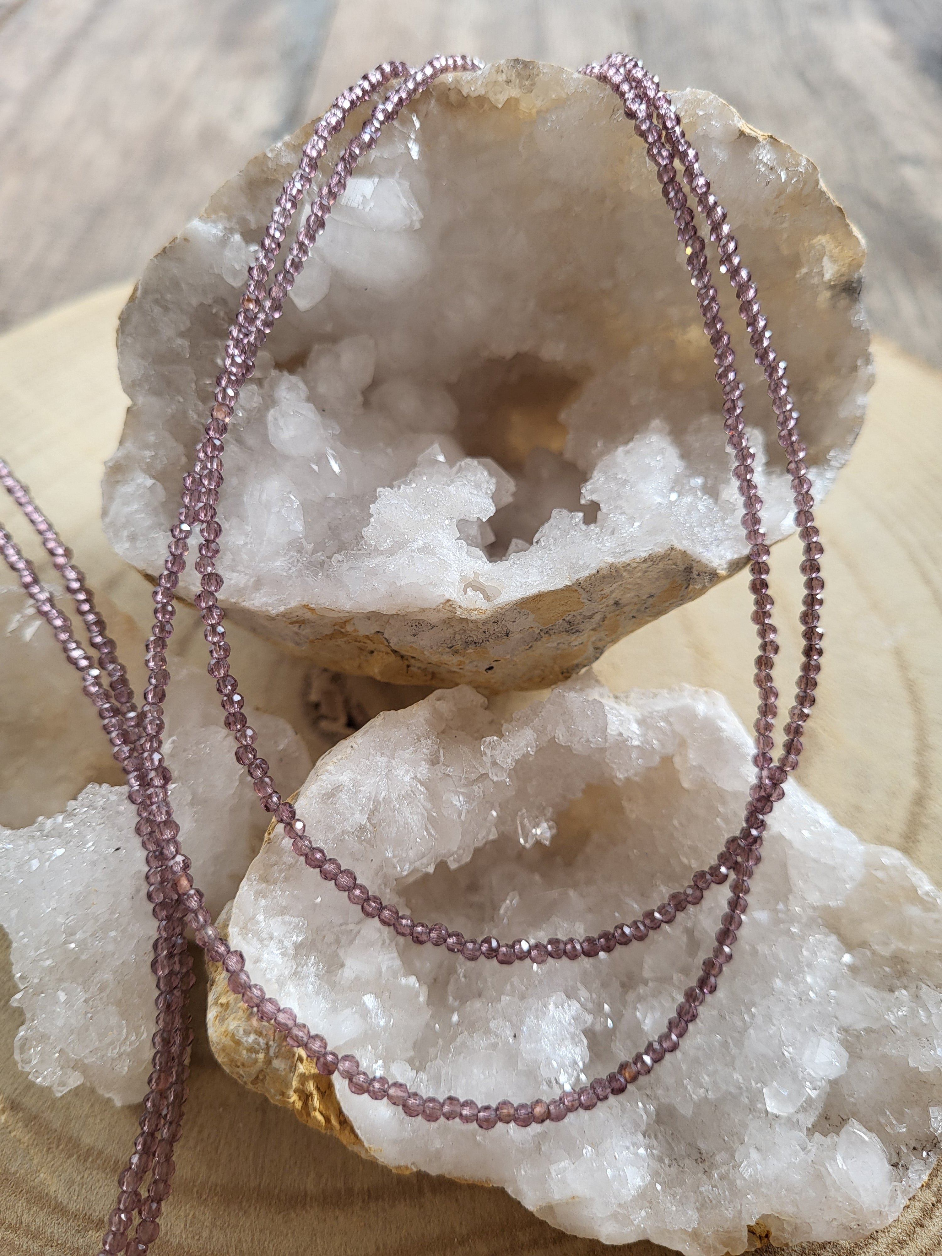 Gargantilla de Jade Púrpura Natural | Sabiduría, Intuición y Elevación Espiritual