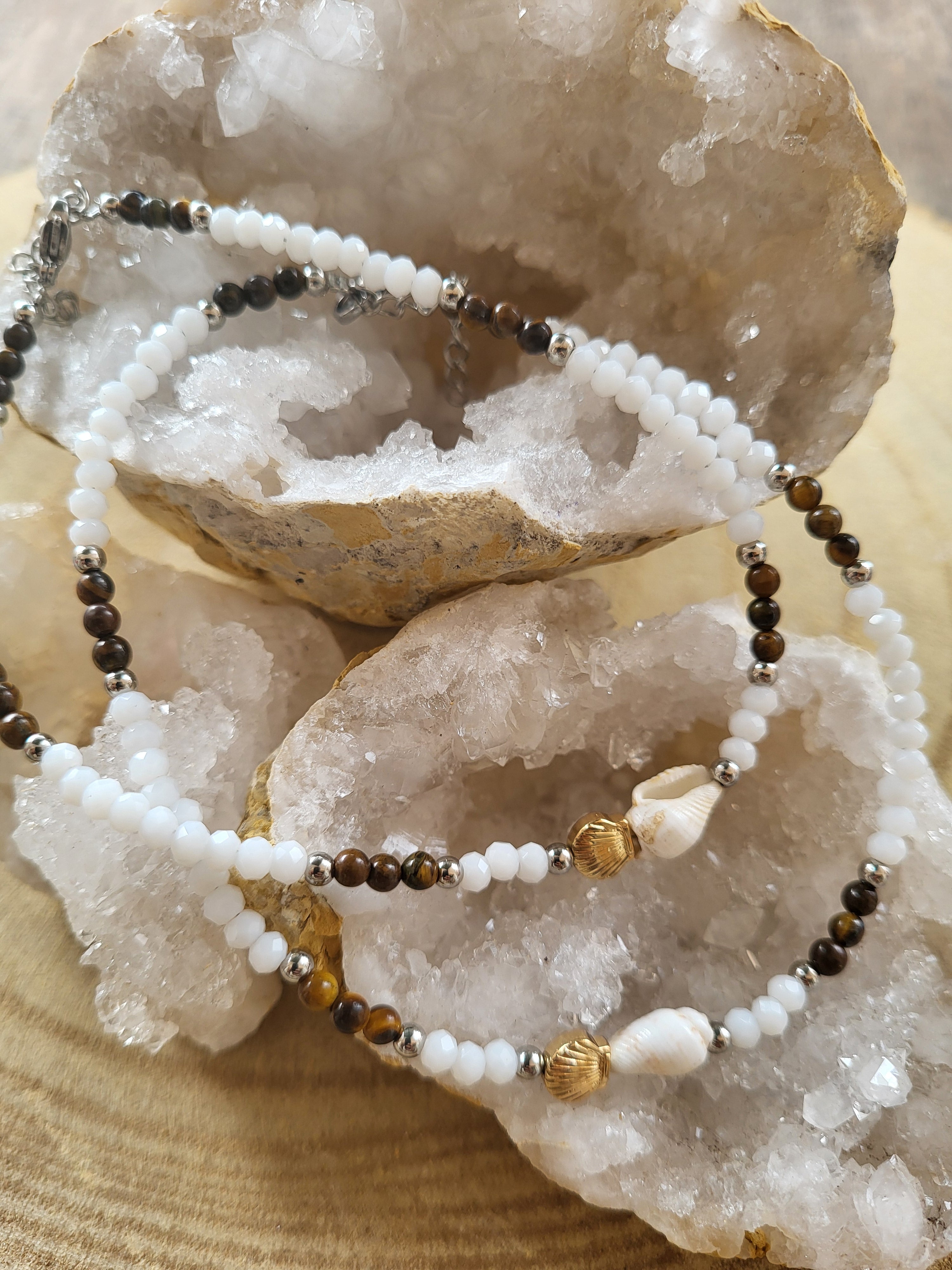 Tobillera de Jade Blanco y Ojo de Tigre – Serenidad, Confianza y Equilibrio Interior