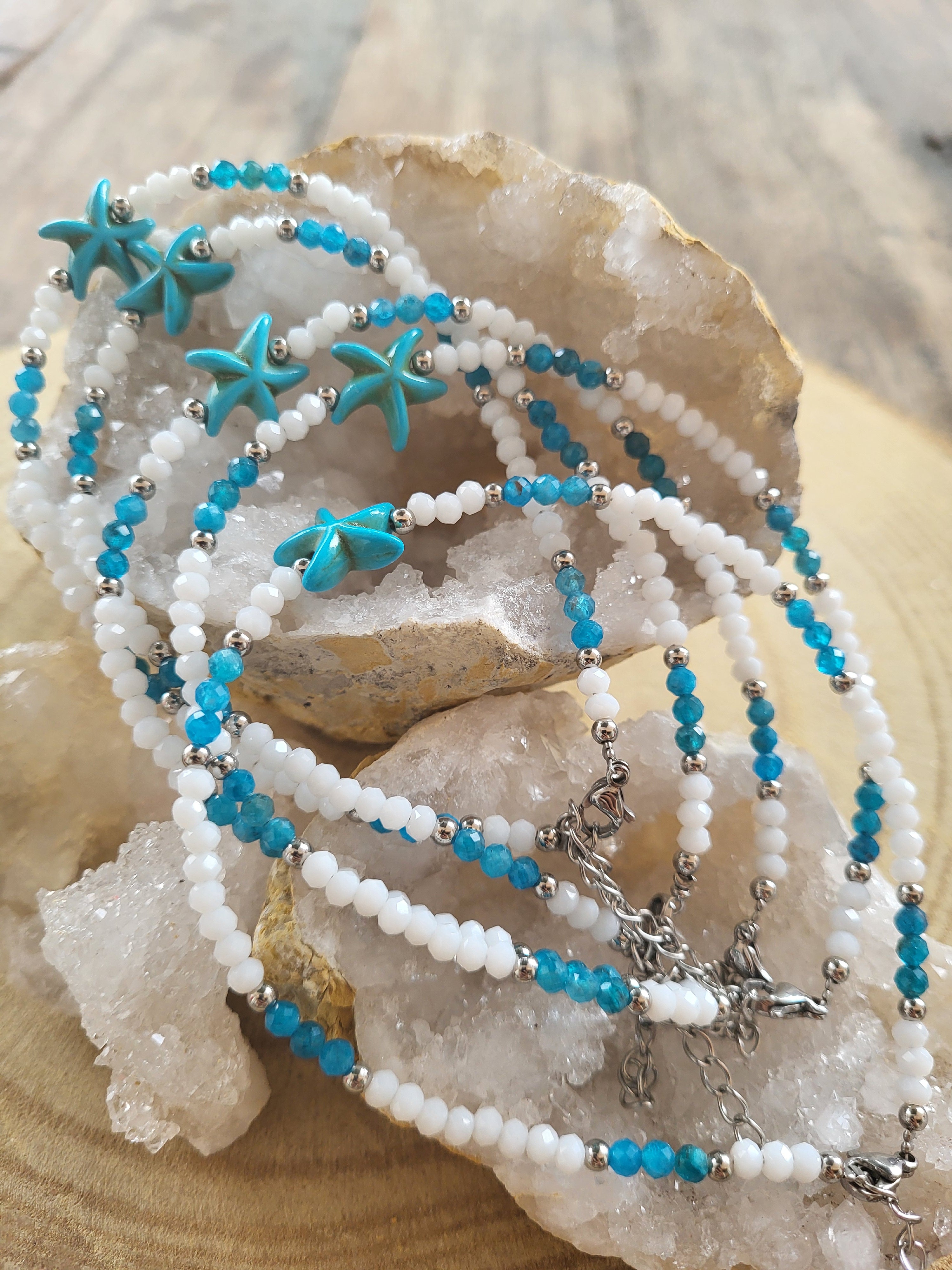 Tobillera de Jade Blanco y Apatito – Pureza, Inspiración y Energía Renovadora