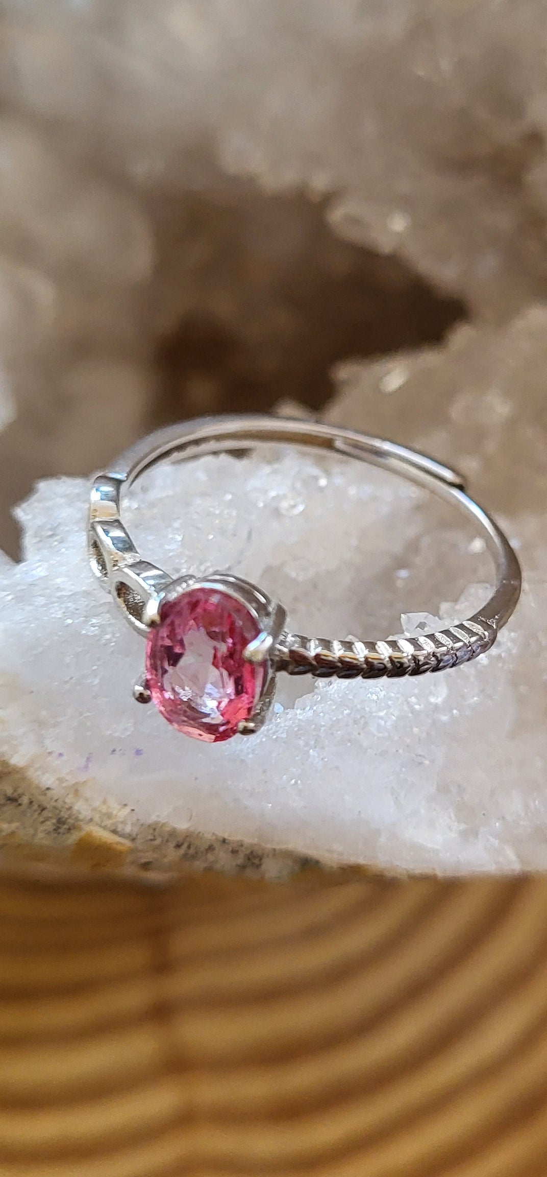 Anillo de Plata de Ley 925 con Topacio Rosa