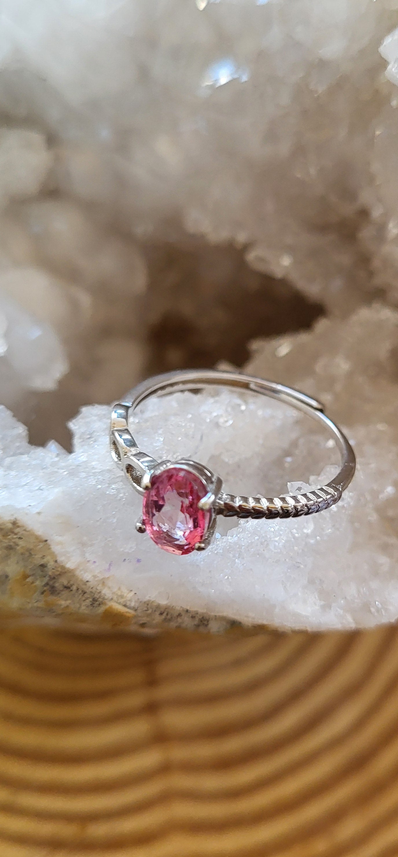 Anillo de Plata de Ley 925 con Topacio Rosa