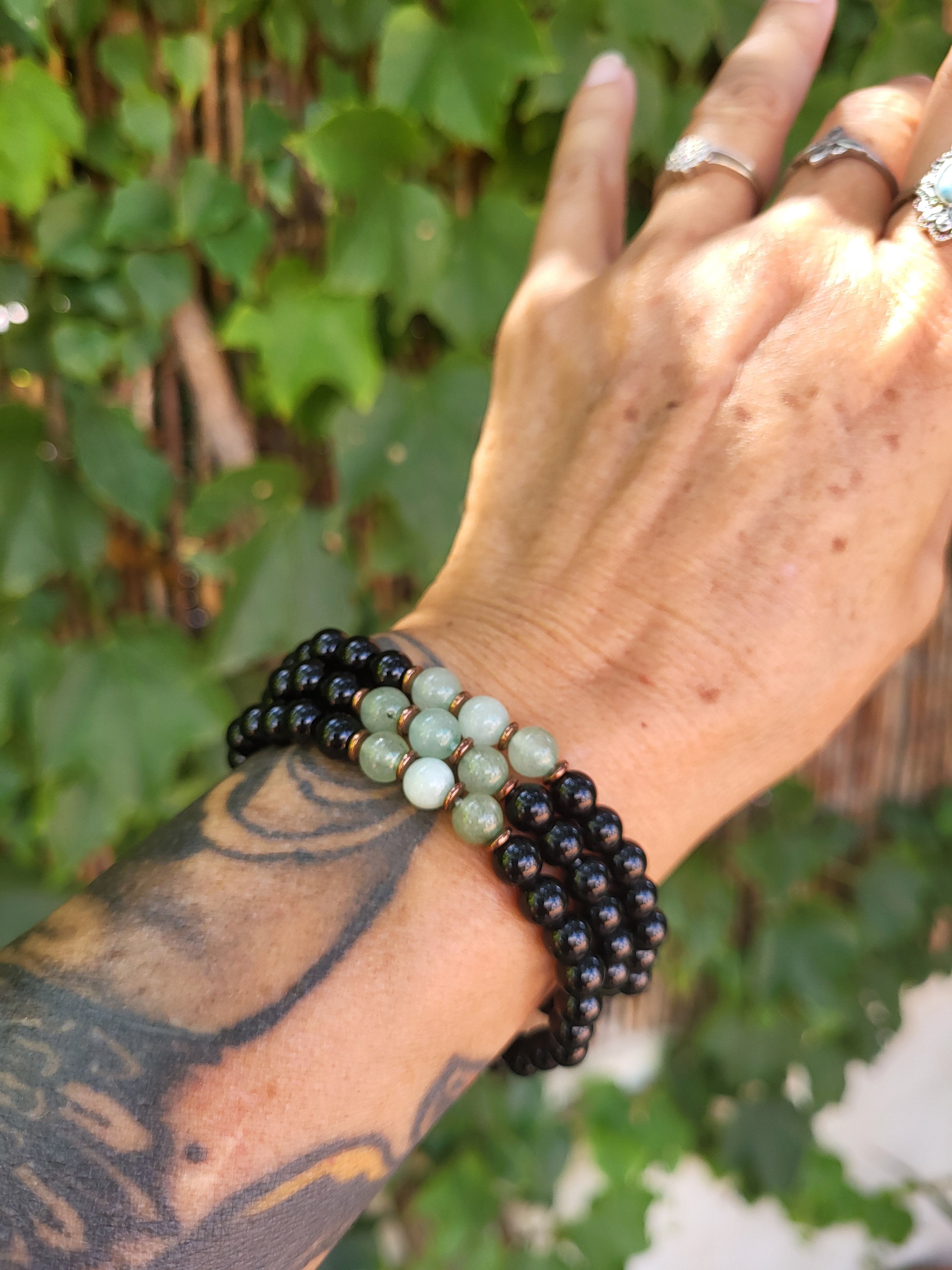 Pulsera de Turmalina y Jade – Protección, Equilibrio y Flujo de Energía