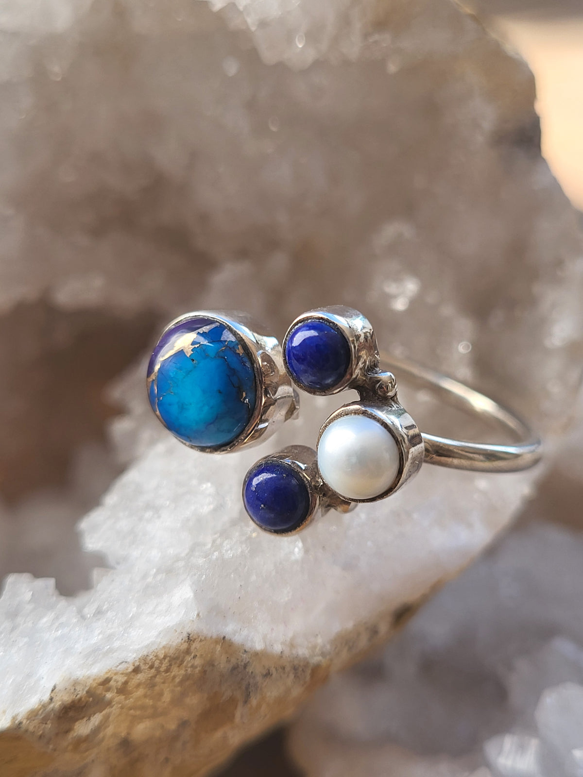 Anillo ajustable de Plata de Ley 925 con Turquesa, Lapislázuli y Perla