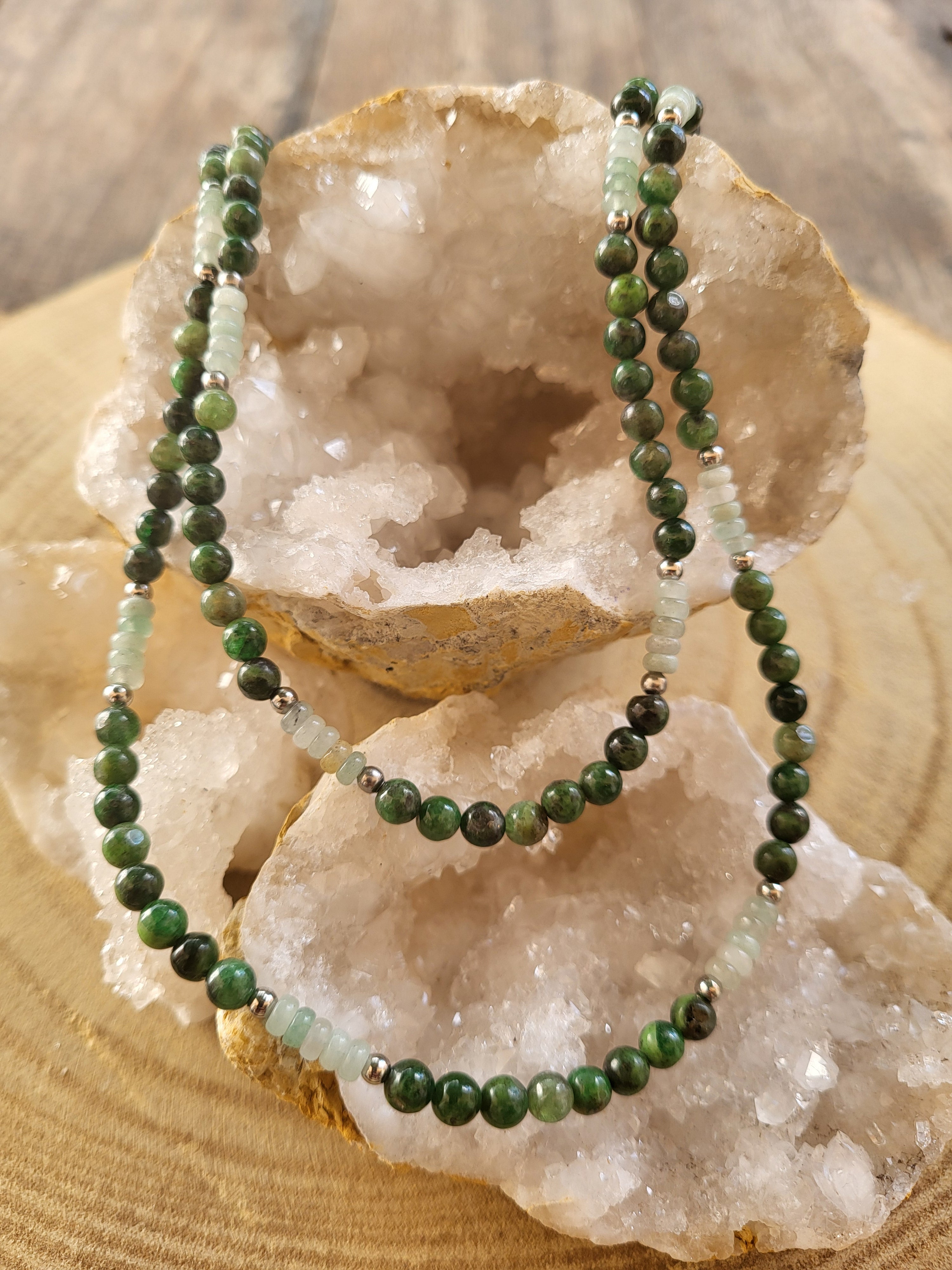 Gargantilla Salud – Verdita y Jade | Armonía de Cuerpo y Mente