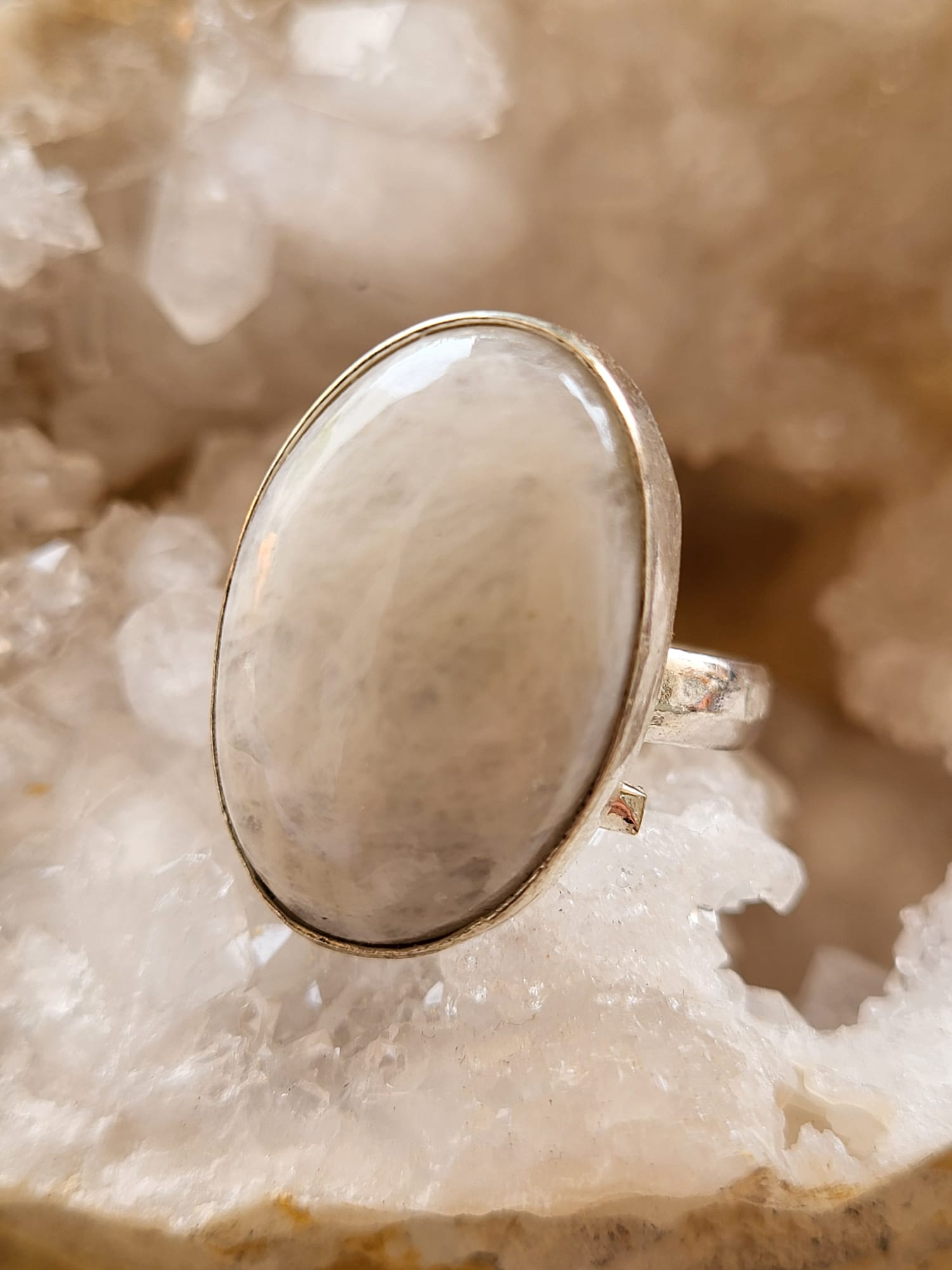 Anillo de Plata Germana con Piedra Luna Natural