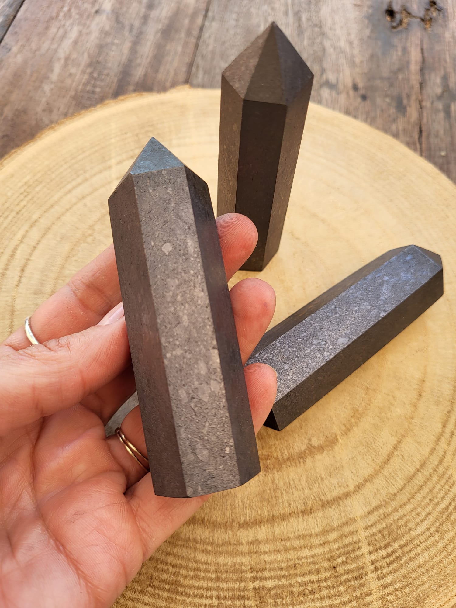 Punta de Shungita Natural