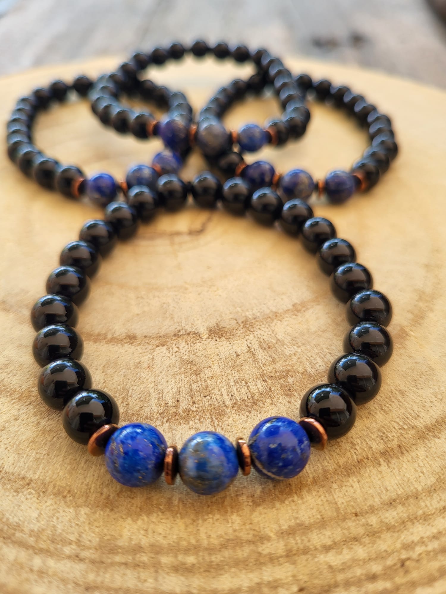 Pulsera de Turmalina y Lapislázuli – Protección, Intuición y Sabiduría Interior